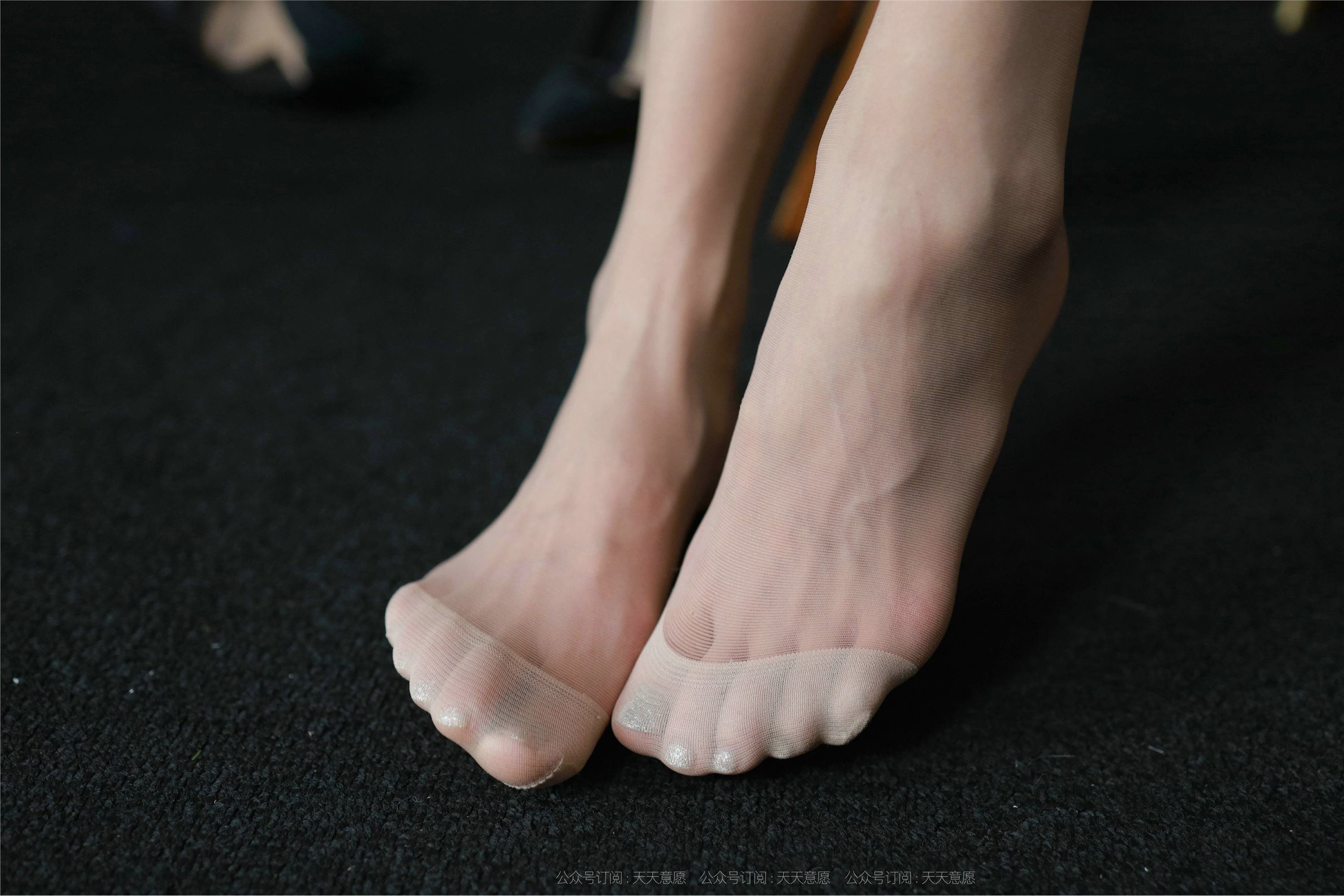 IESS异思趣向  2021.09.17 丝享家921：小六《碎花短裙》